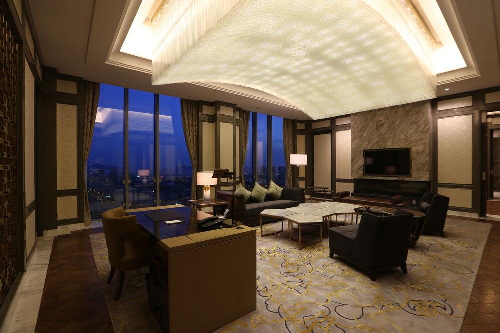 Sheraton Qingdao Licang Hotel Dış mekan fotoğraf